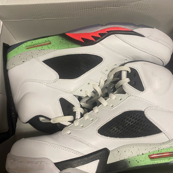 Jordan sneakers - Picture 4 of 7